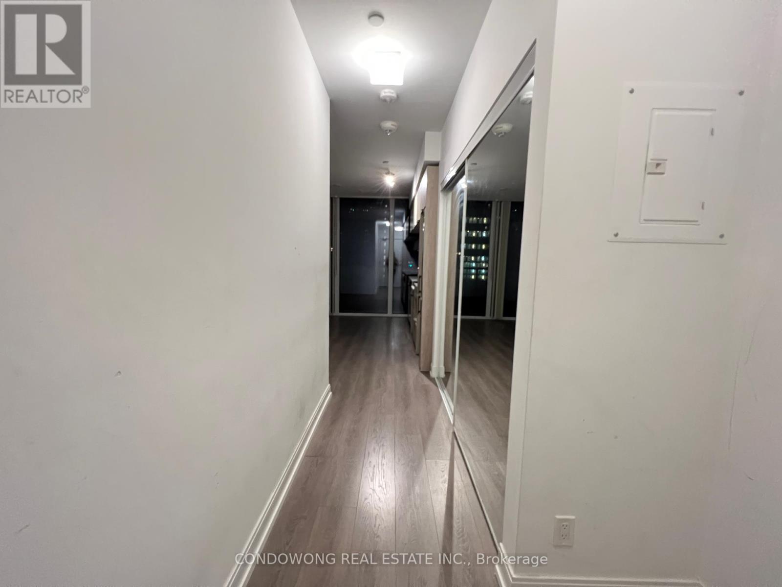 508 - 181 Dundas Street E, Toronto, Ontario  M5A 0N5 - Photo 4 - C12200093
