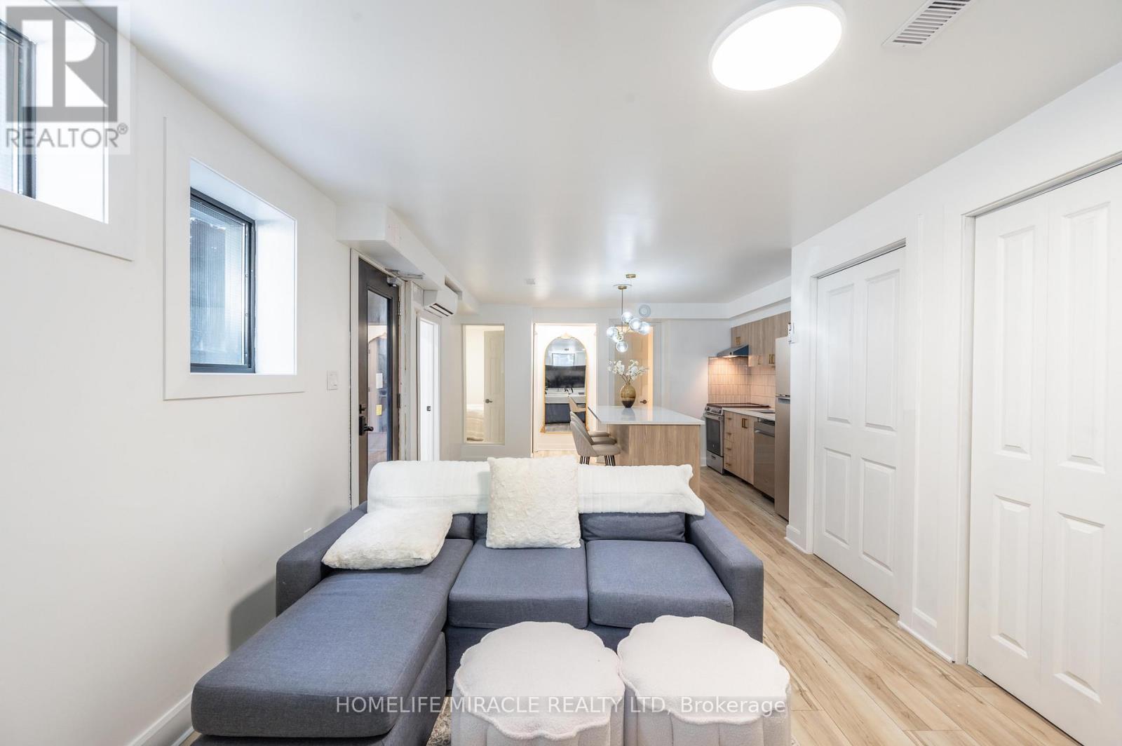 1 Givins Street, Toronto (Trinity-Bellwoods), Ontario  M6J 2X5 - Photo 16 - C12200096