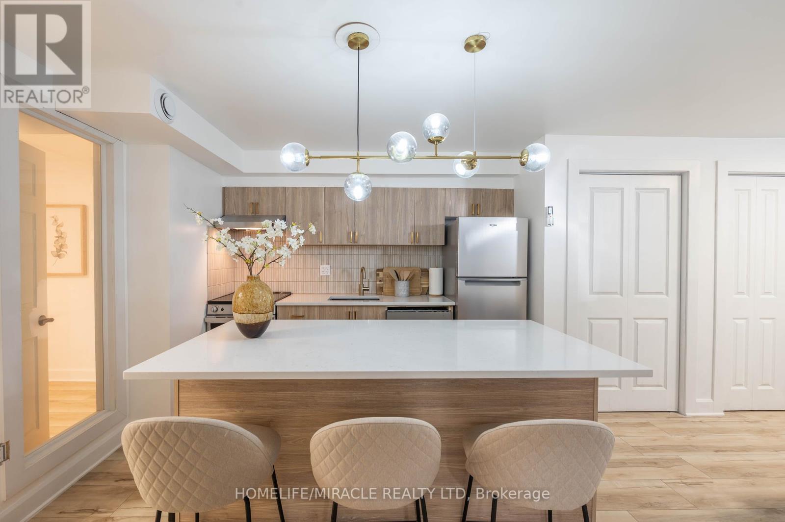 1 Givins Street, Toronto (Trinity-Bellwoods), Ontario  M6J 2X5 - Photo 19 - C12200096