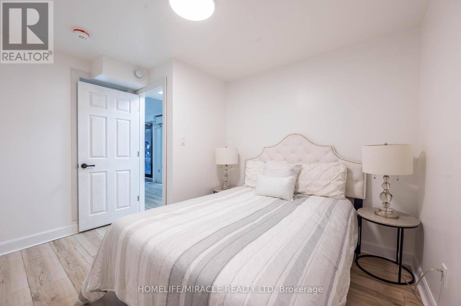 1 Givins Street, Toronto (Trinity-Bellwoods), Ontario  M6J 2X5 - Photo 26 - C12200096