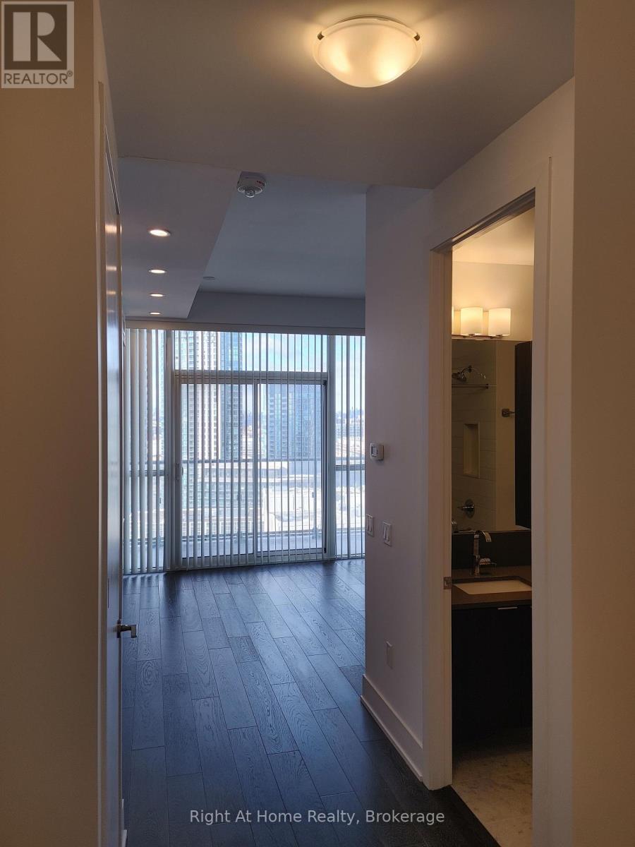 Uph03 - 38 Iannuzzi Street, Toronto, Ontario  M5V 0S2 - Photo 2 - C12200161