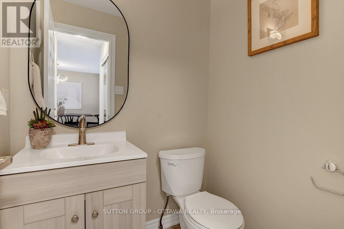 460 Meadowhawk Crescent, Ottawa, Ontario  K2J 5W8 - Photo 20 - X12200174