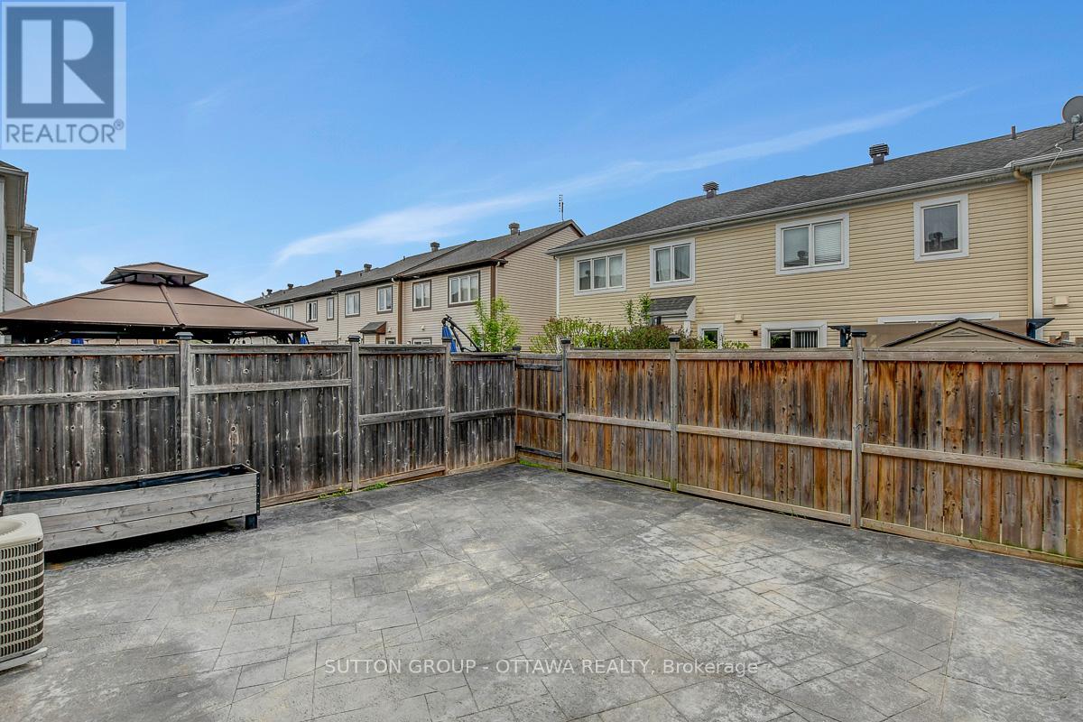 460 Meadowhawk Crescent, Ottawa, Ontario  K2J 5W8 - Photo 42 - X12200174