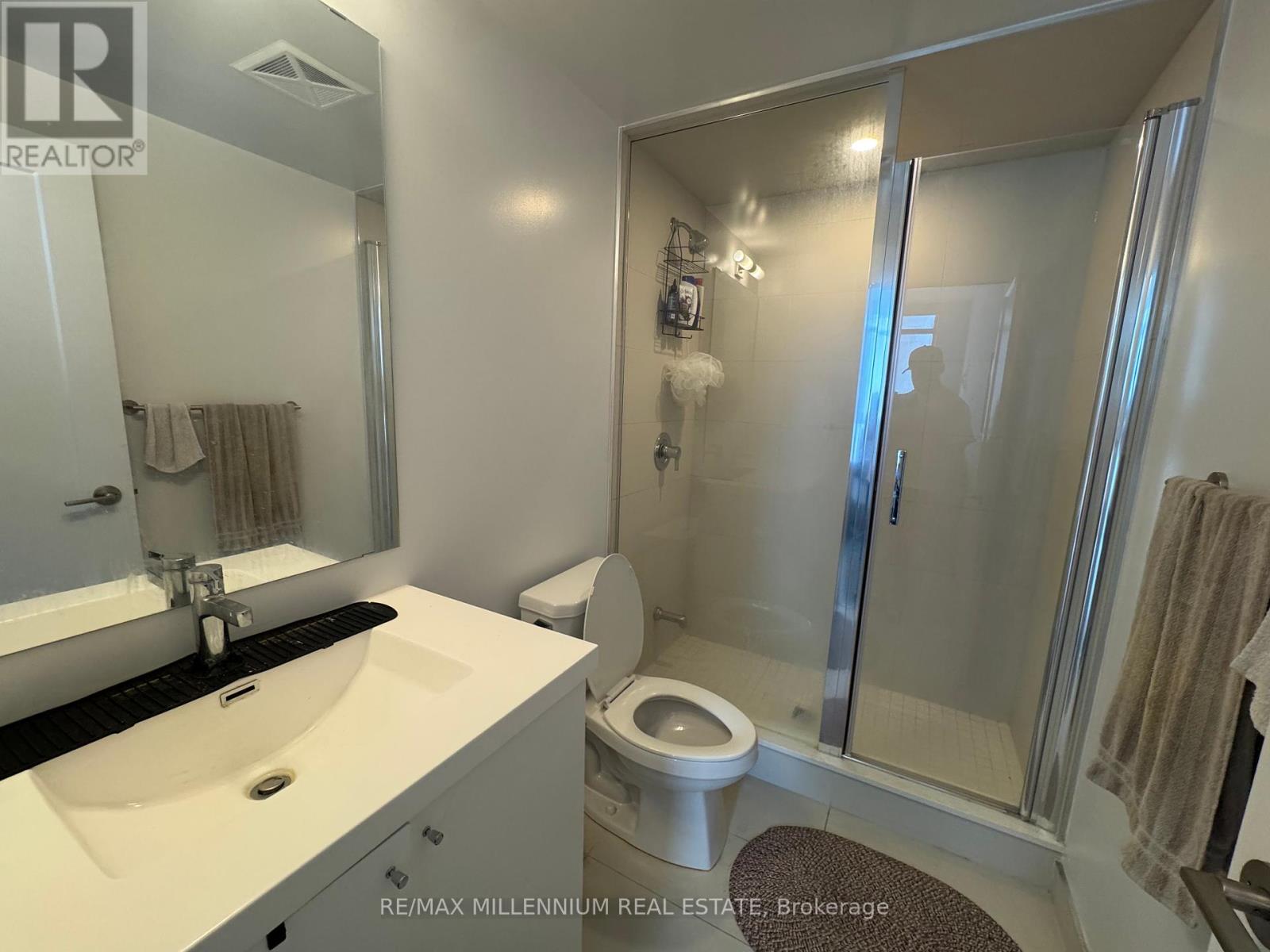 1715 - 2550 Simcoe Street N, Oshawa, Ontario  L1L 0R5 - Photo 11 - E12200023