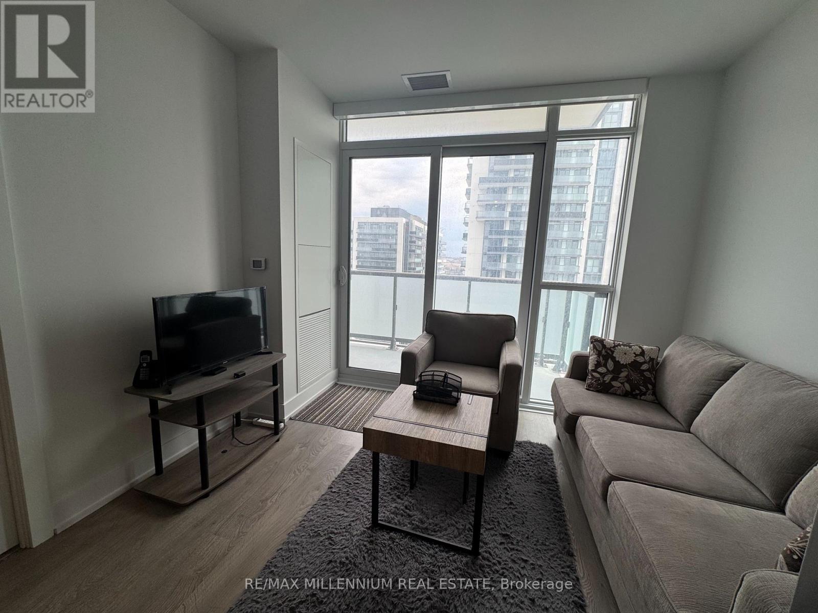 1715 - 2550 Simcoe Street N, Oshawa, Ontario  L1L 0R5 - Photo 2 - E12200023