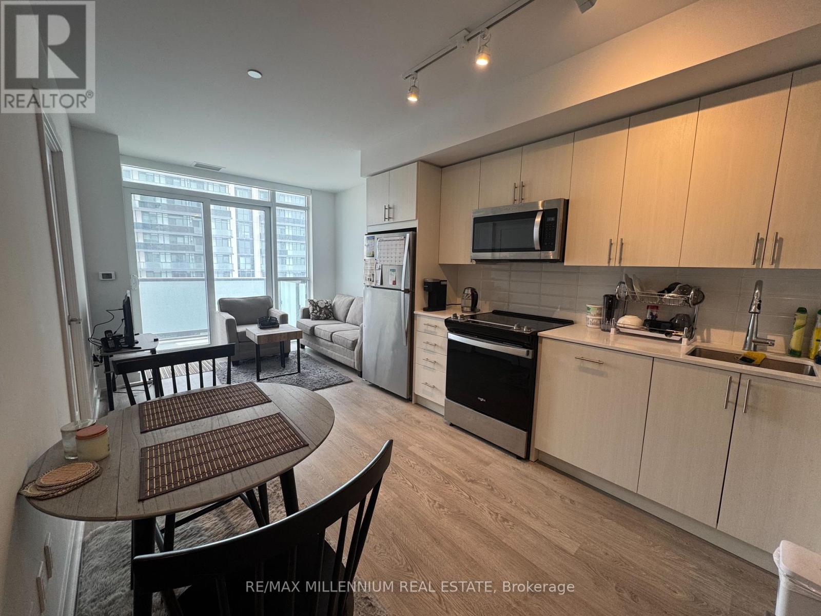1715 - 2550 Simcoe Street N, Oshawa, Ontario  L1L 0R5 - Photo 4 - E12200023