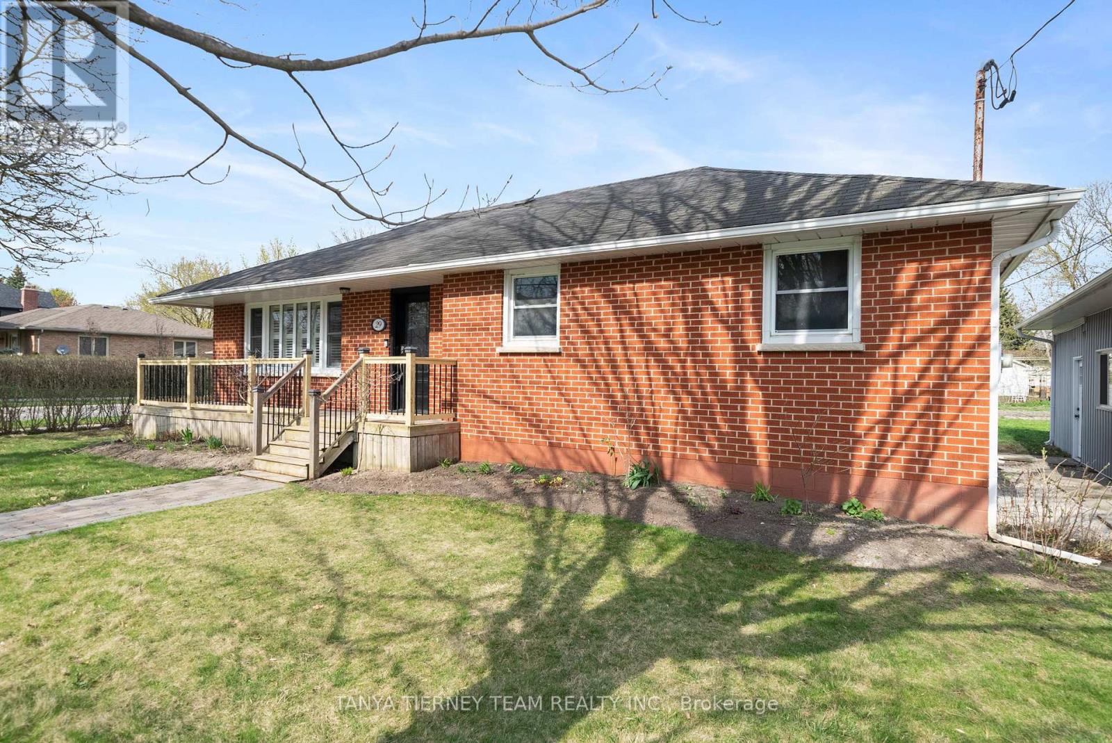 Property at 29 QUEEN STREET image 3
