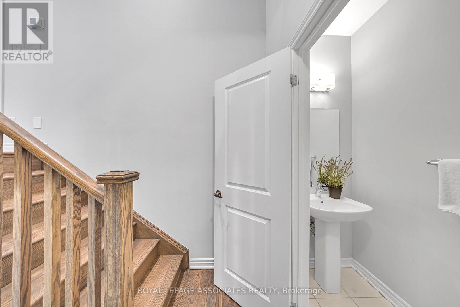 8 Paradise Way, Whitby, Ontario  L1R 0R7 - Photo 26 - E12200135