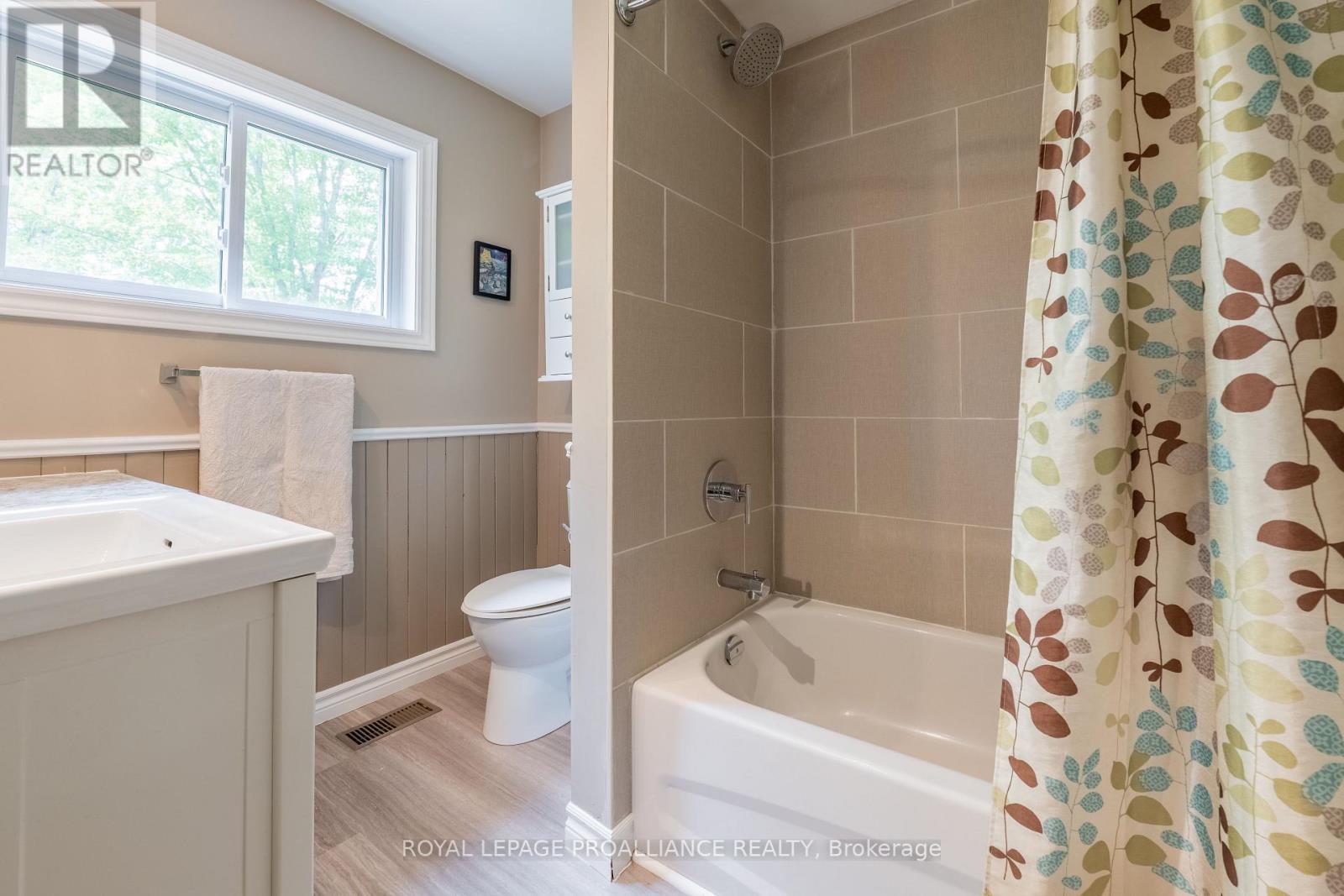 67 Trentside Lane, Quinte West, Ontario  K0K 2C0 - Photo 20 - X12200013