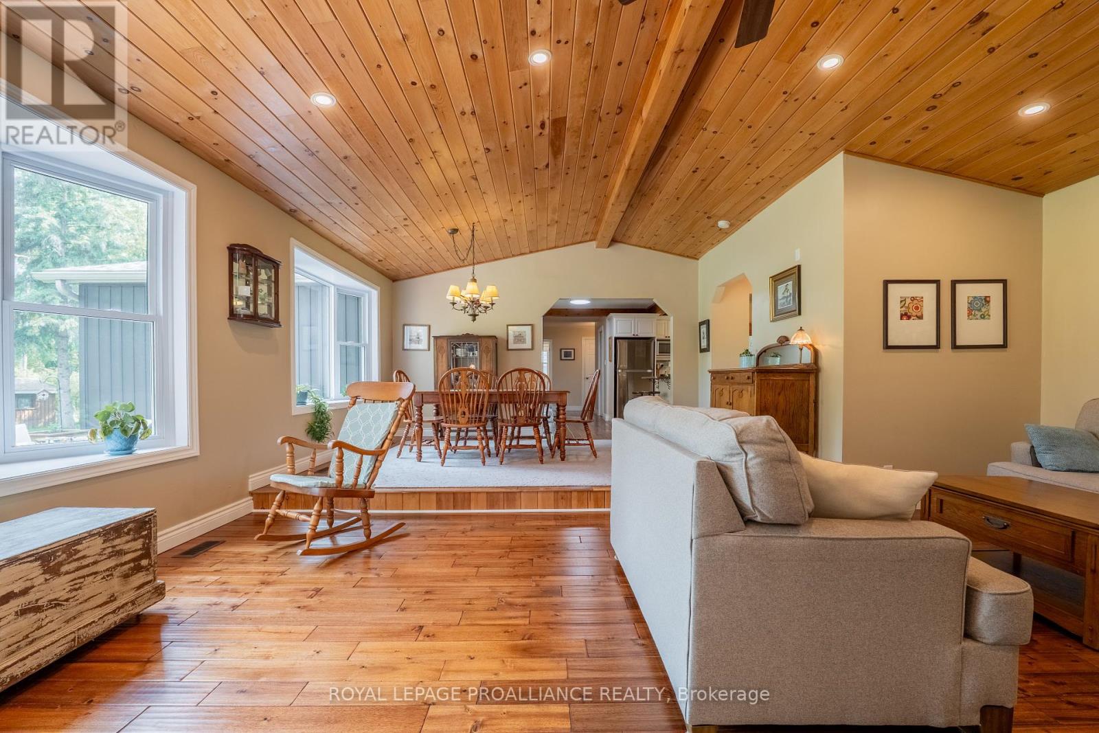 67 Trentside Lane, Quinte West, Ontario  K0K 2C0 - Photo 8 - X12200013