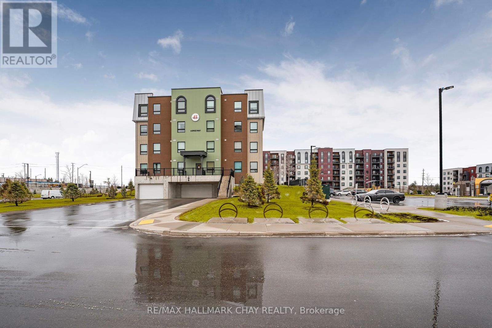 208 - 6 Spice Way, Barrie, Ontario  L9J 0J9 - Photo 14 - S12199954