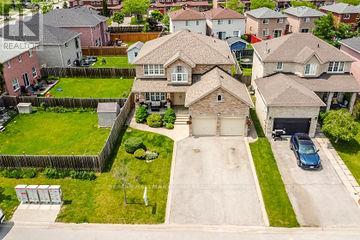 6 Serena Lane, Barrie, Ontario  L4N 0V6 - Photo 2 - S12199959