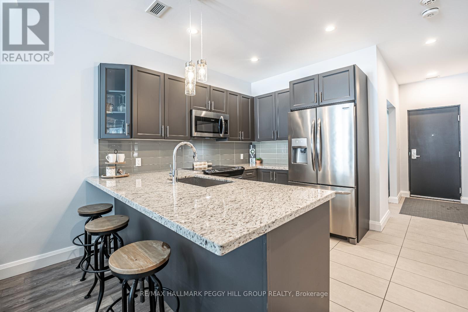503 - 80 Horseshoe Boulevard, Oro-Medonte, Ontario  L4M 4Y8 - Photo 6 - S12200038