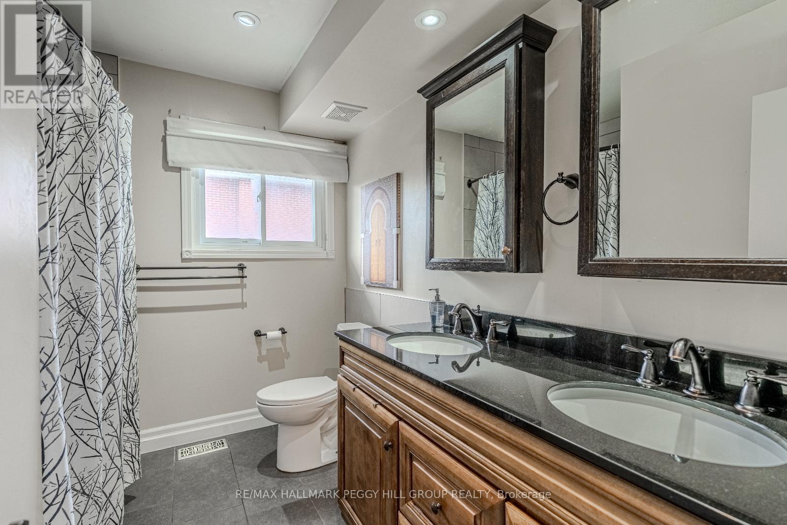 47 Marshall Street, Barrie (Allandale Heights), Ontario  L4N 3S6 - Photo 17 - S12200104