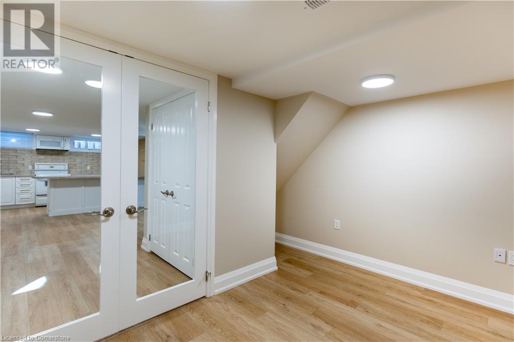 16 Jay Street Unit# Bsmnt, Hamilton, Ontario  L9A 2R5 - Photo 14 - 40738161