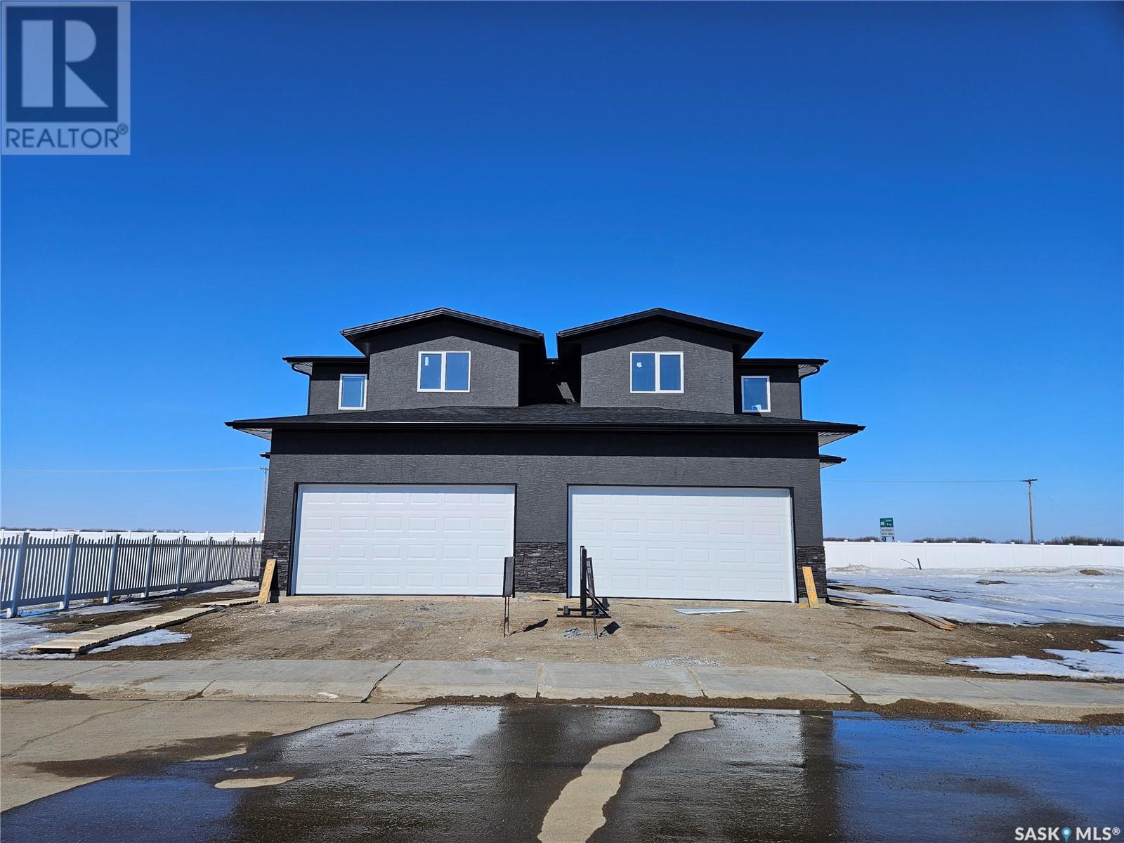 846 Delaet BAY, Warman, Saskatchewan