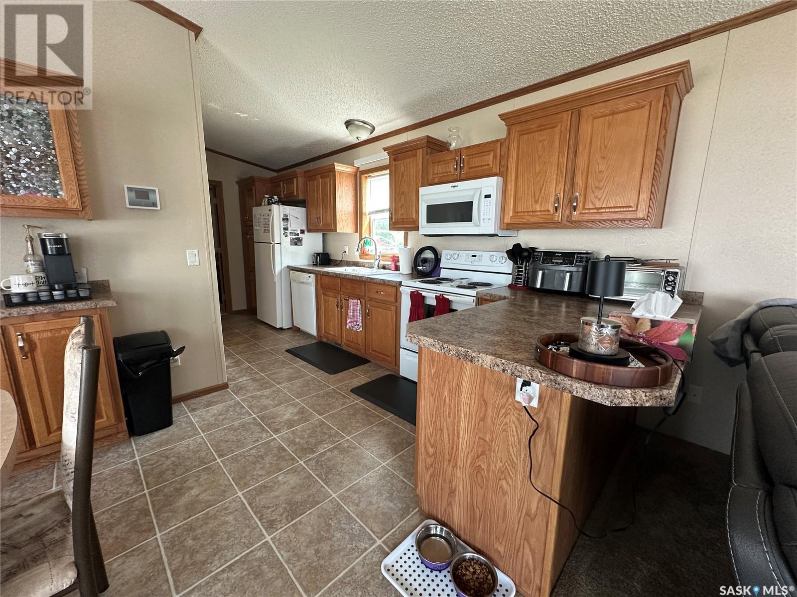 109 1st Avenue Sw, Weyburn, Saskatchewan  S4H 2H9 - Photo 12 - SK008424