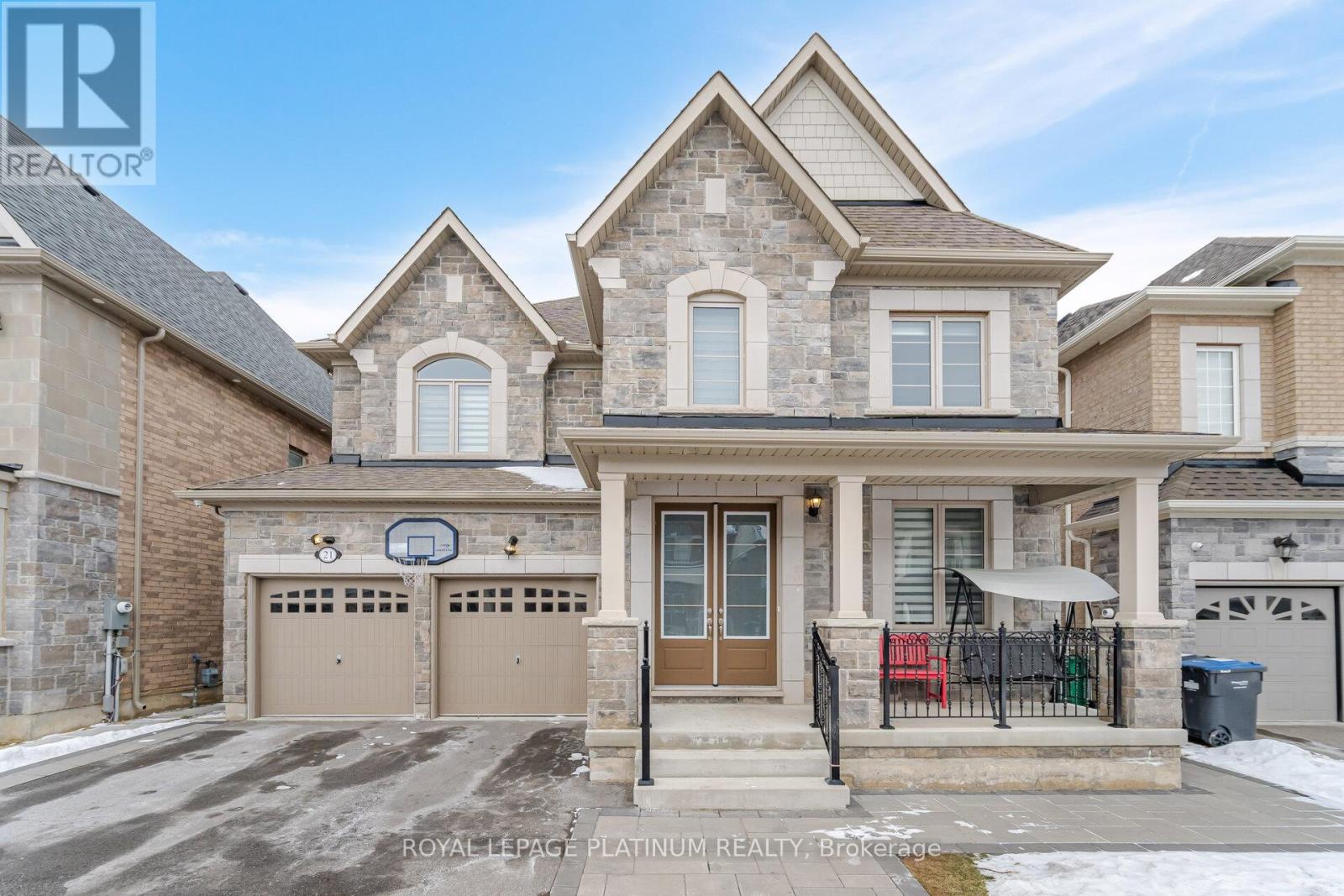 21 SMALLWOOD ROAD, Brampton, Ontario