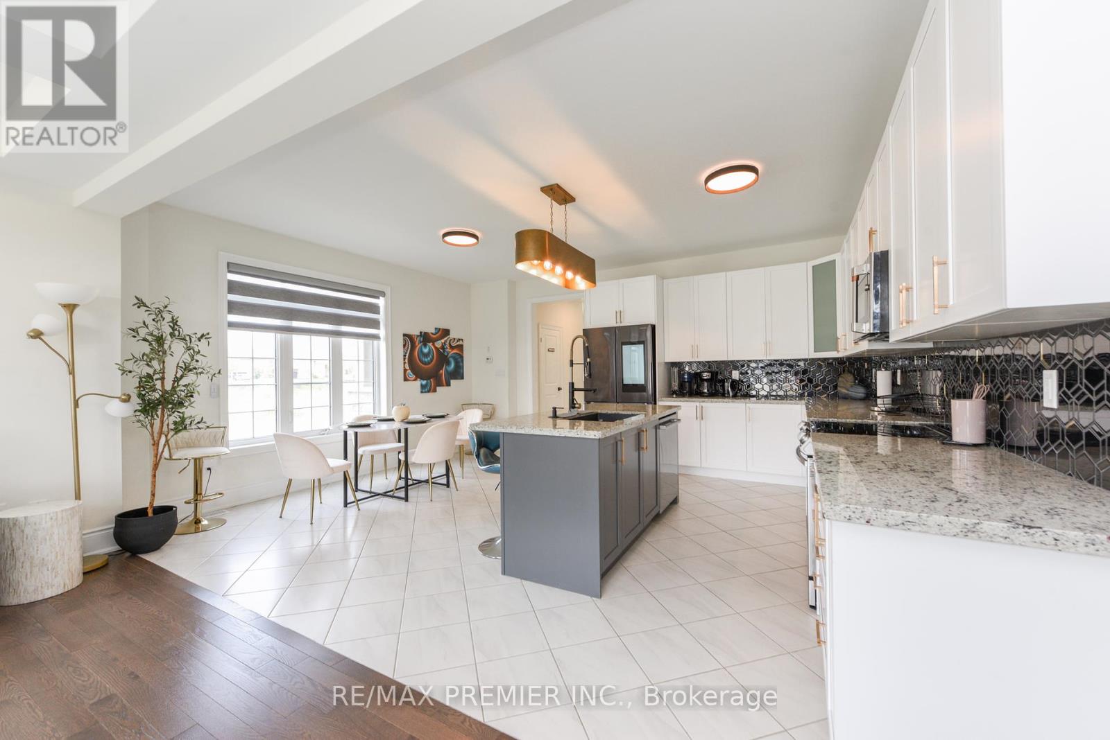 215 Hayrake Street, Brampton, Ontario  L6Z 0A2 - Photo 16 - W12199963