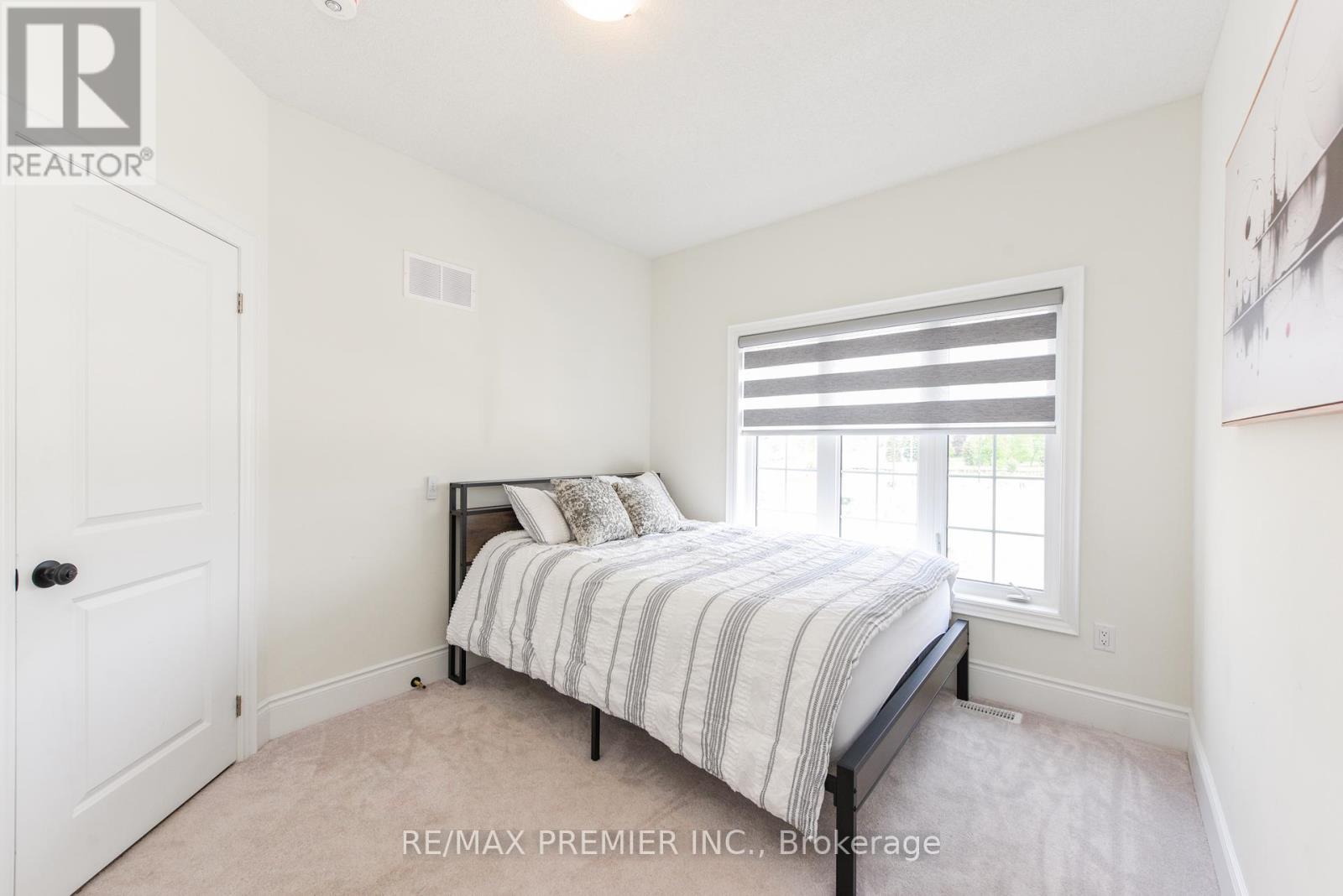 215 Hayrake Street, Brampton, Ontario  L6Z 0A2 - Photo 23 - W12199963
