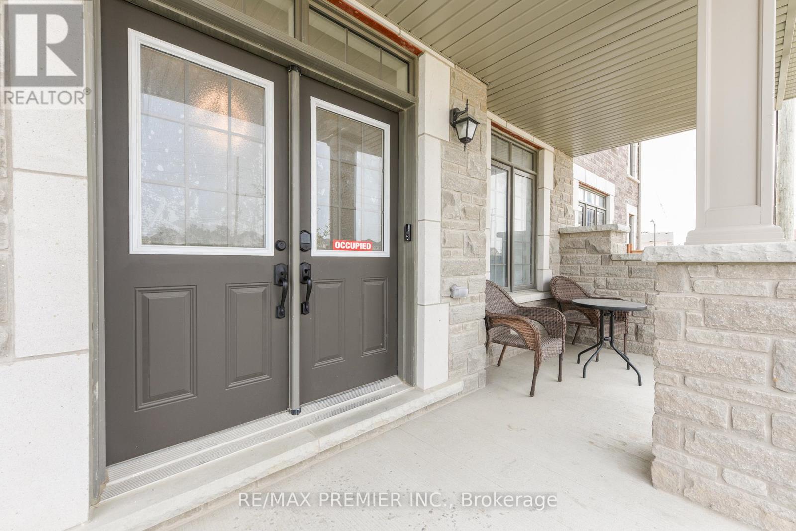 215 Hayrake Street, Brampton, Ontario  L6Z 0A2 - Photo 5 - W12199963