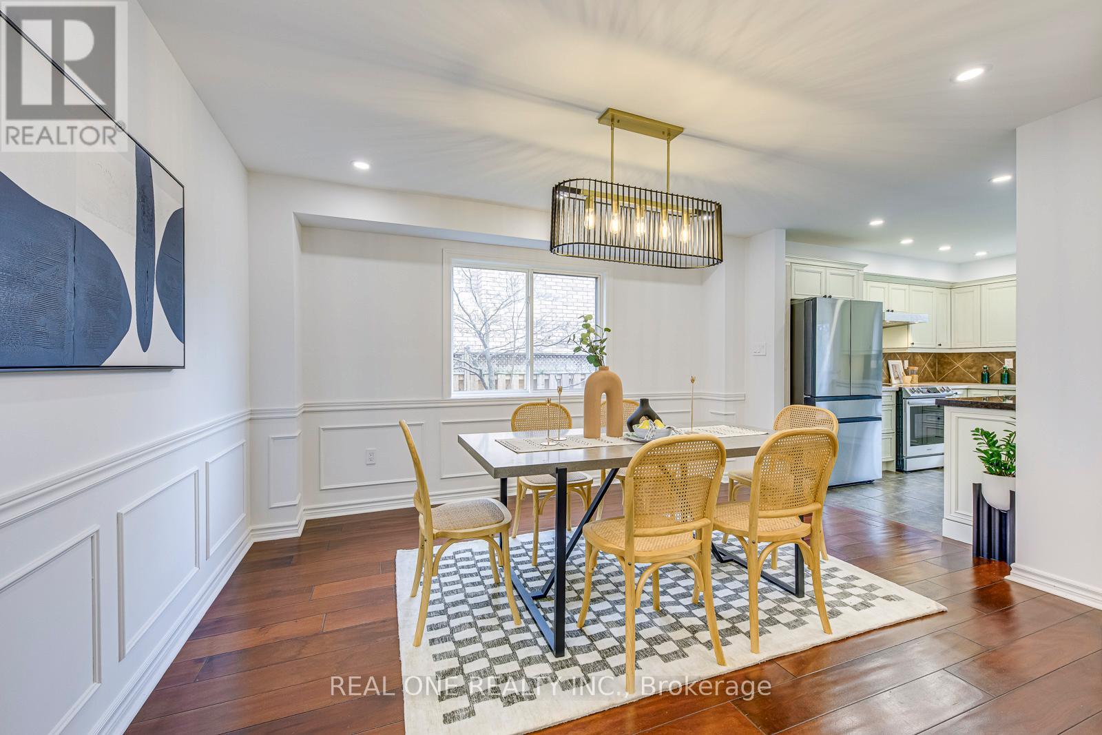 2075 Banbury Crescent, Oakville (Ro River Oaks), Ontario  L6H 5P8 - Photo 16 - W12199986