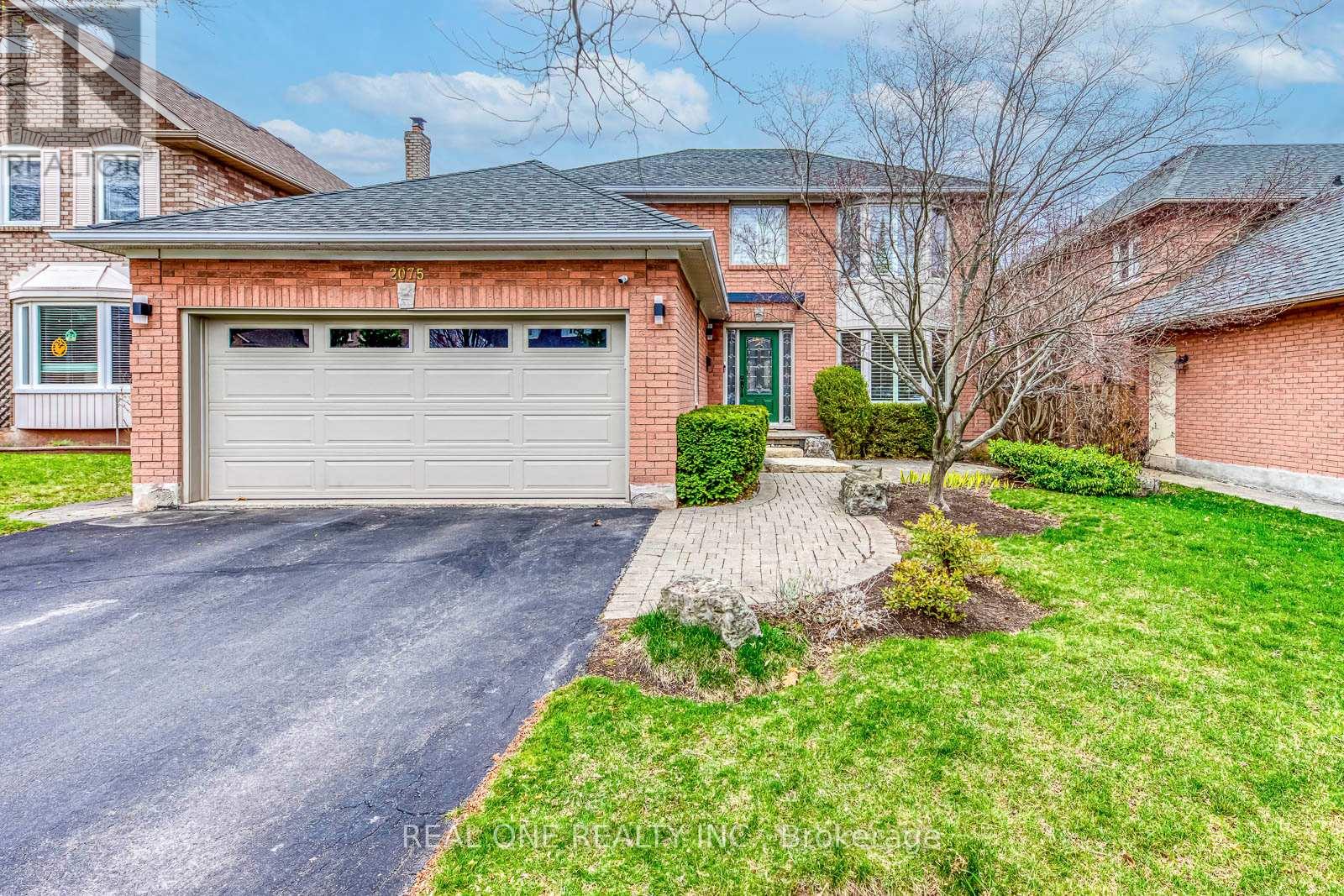 Property at 2075 BANBURY CRESCENT image 3