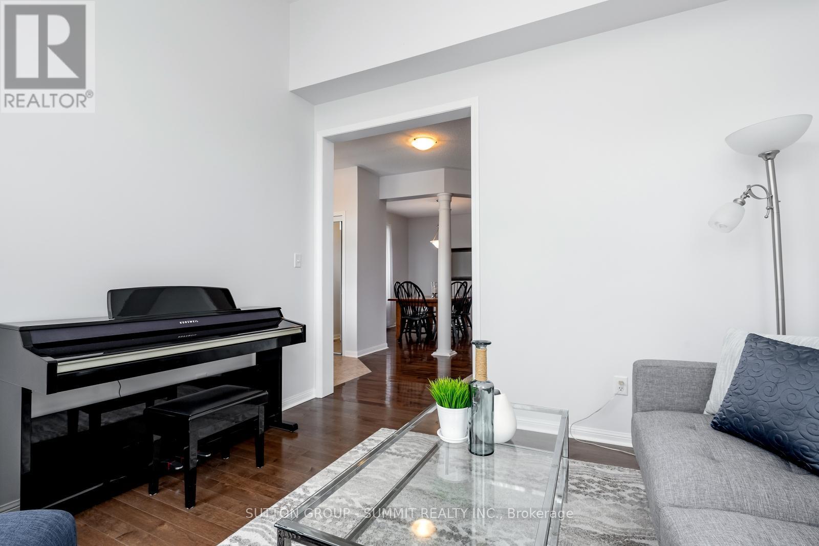 1283 Robson Crescent, Milton (Be Beaty), Ontario  L9T 6N5 - Photo 8 - W12199988