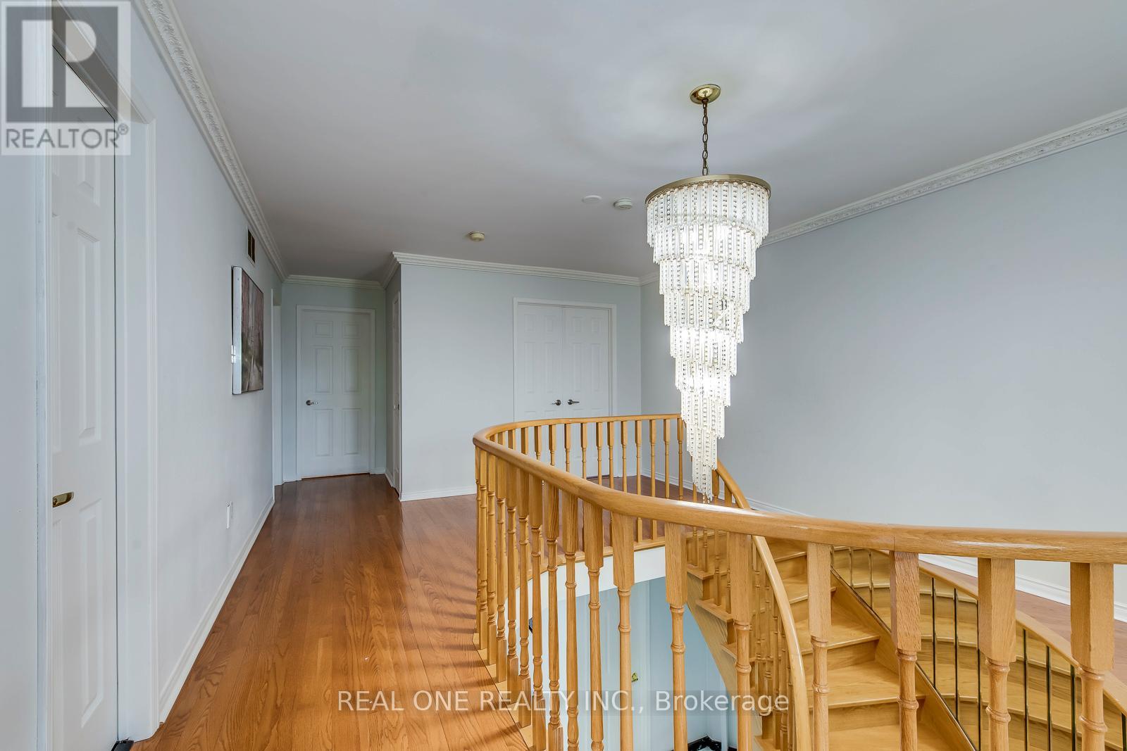 403 Glenashton Drive, Oakville, Ontario  L6H 4V7 - Photo 26 - W12199992