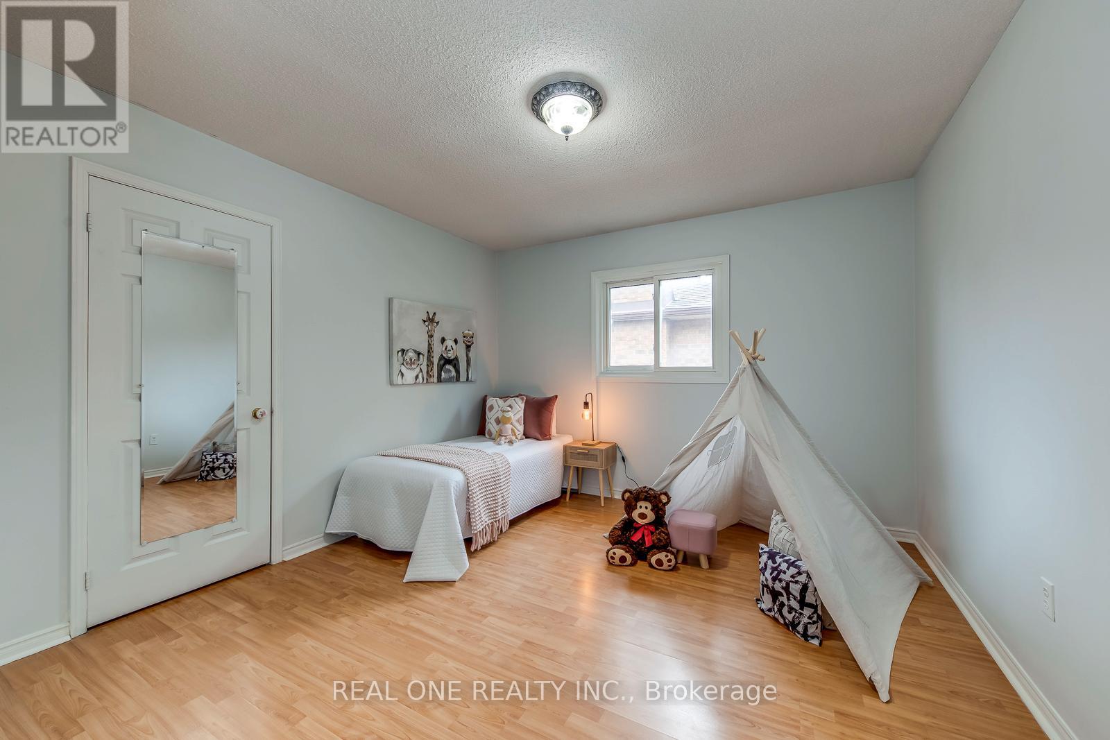 403 Glenashton Drive, Oakville (Wc Wedgewood Creek), Ontario  L6H 4V7 - Photo 32 - W12199992