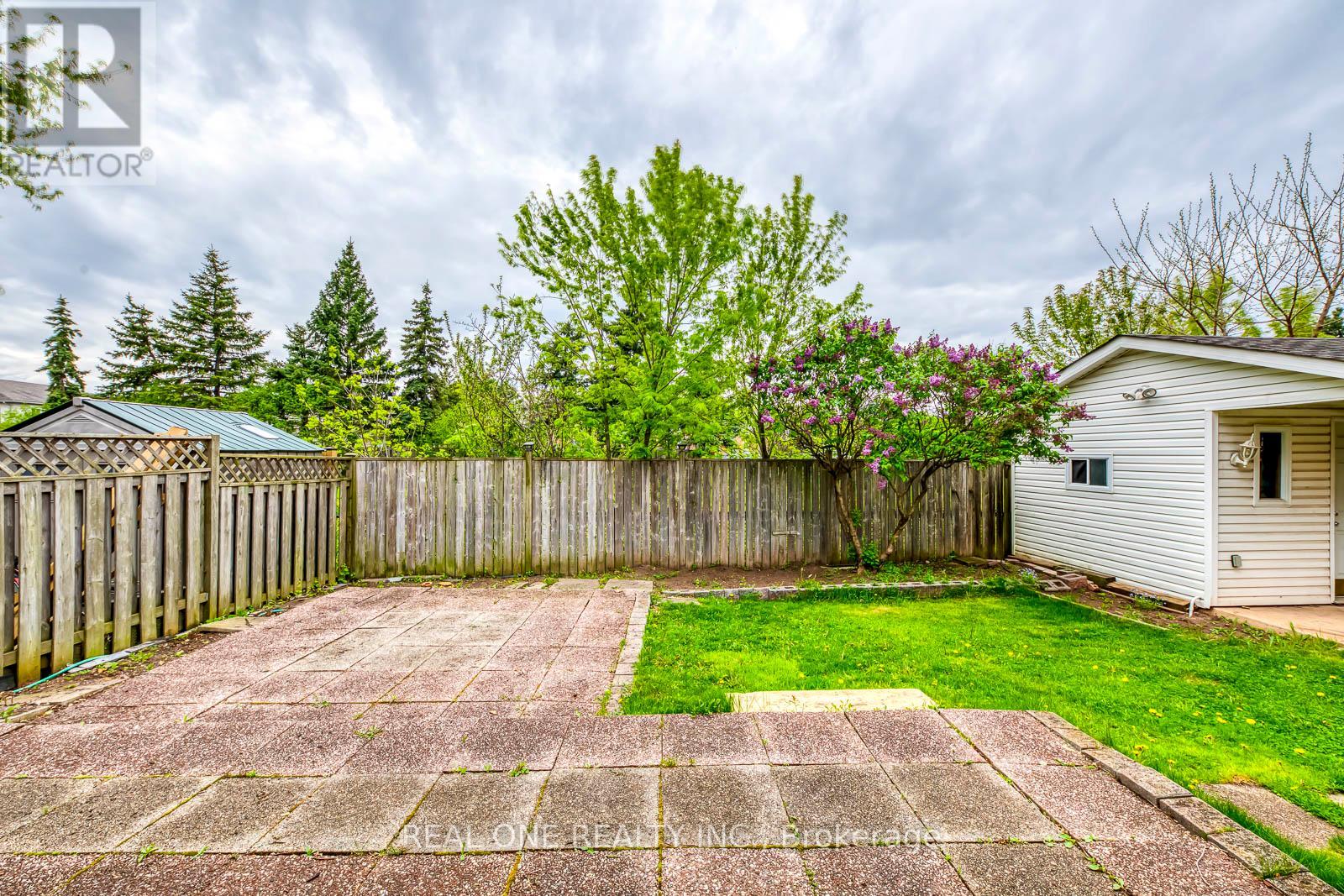 403 Glenashton Drive, Oakville, Ontario  L6H 4V7 - Photo 45 - W12199992