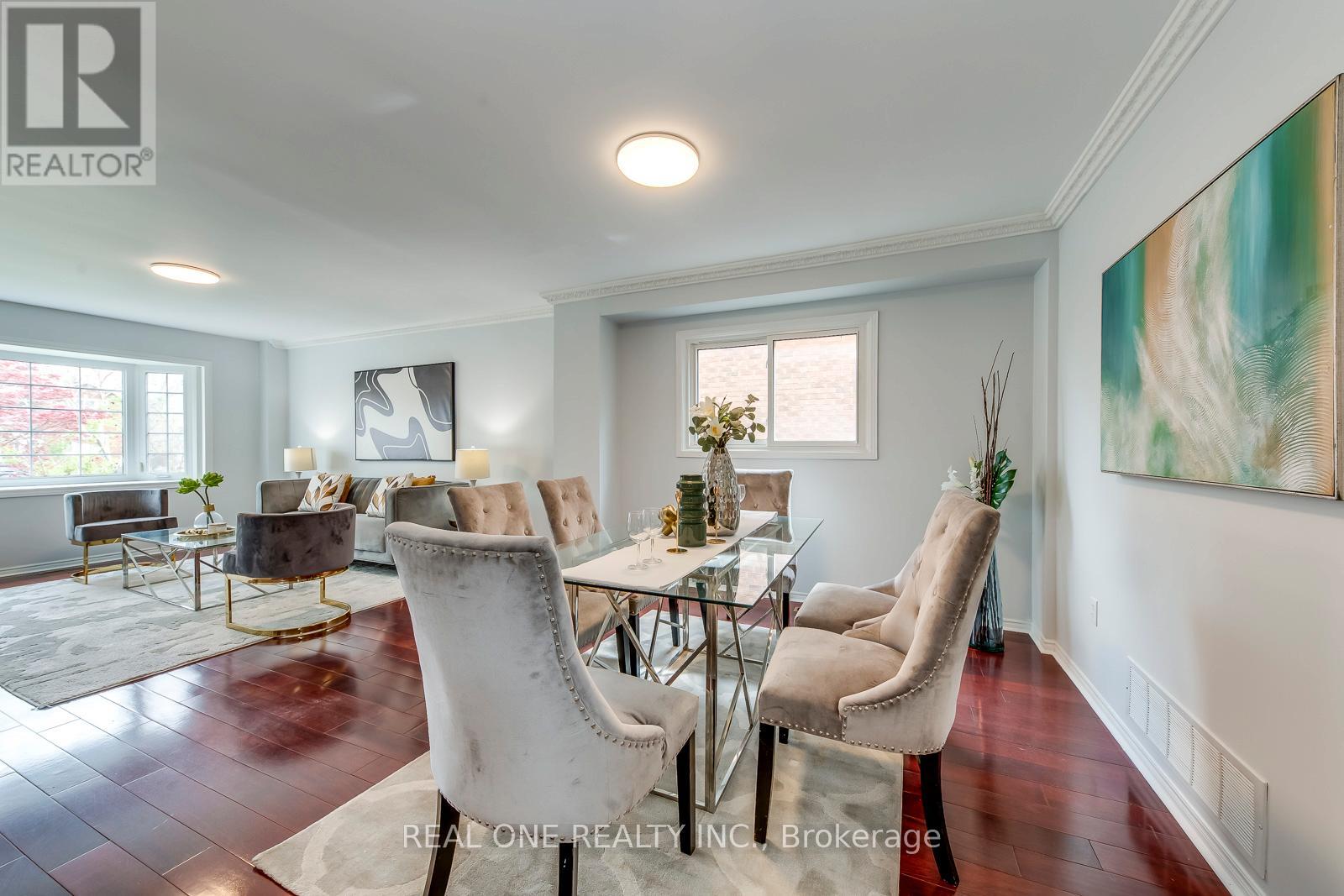 403 Glenashton Drive, Oakville, Ontario  L6H 4V7 - Photo 9 - W12199992
