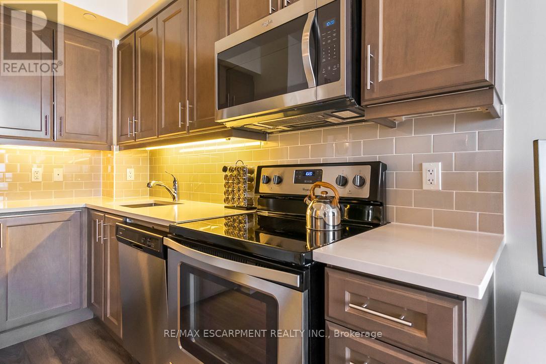 1608 - 15 Zorra Street, Toronto, Ontario  M8Z 0C1 - Photo 11 - W12200032