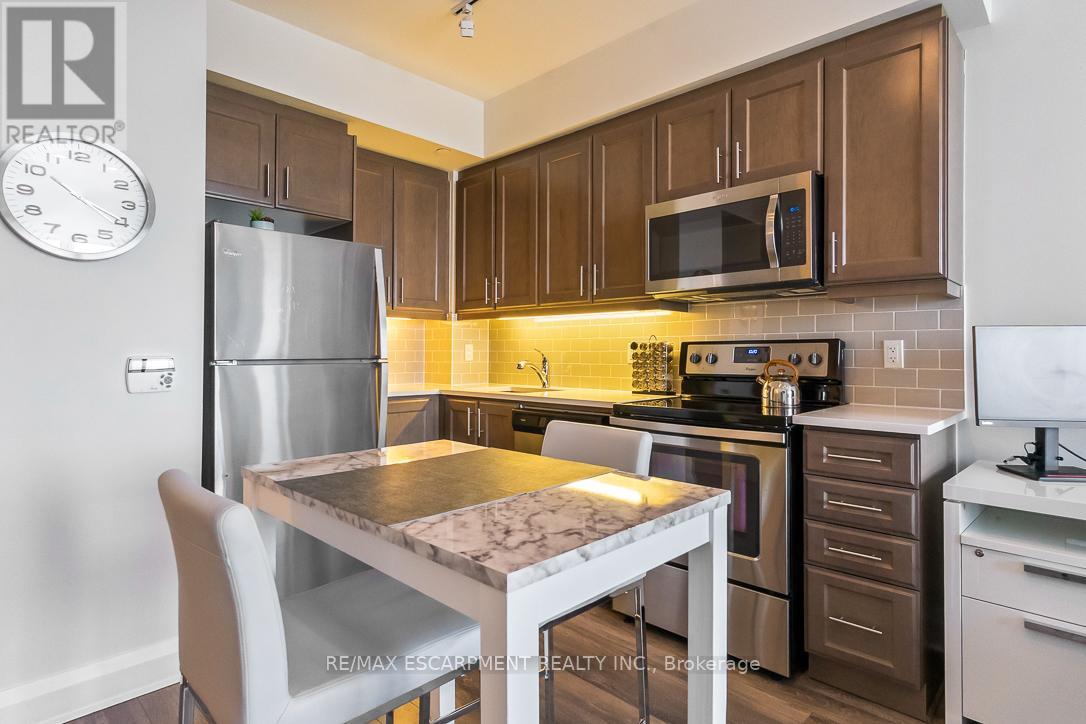 1608 - 15 Zorra Street, Toronto, Ontario  M8Z 0C1 - Photo 12 - W12200032