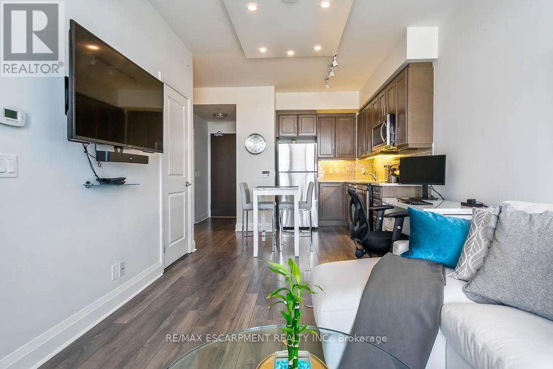 1608 - 15 Zorra Street, Toronto, Ontario  M8Z 0C1 - Photo 6 - W12200032