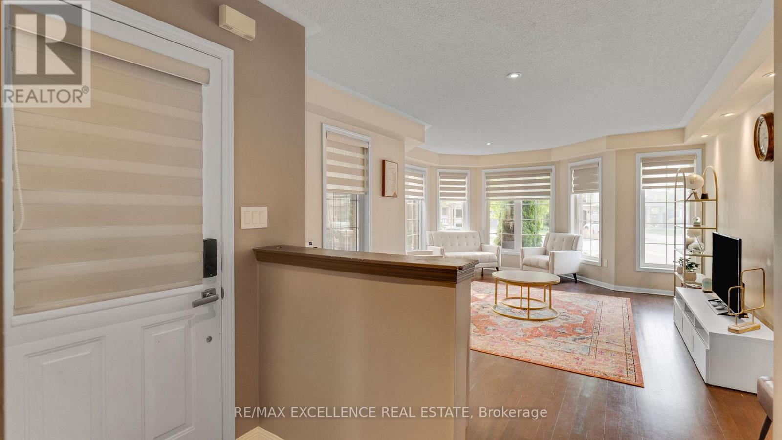 2220 Amberglen Court, Oakville, Ontario  L6M 4W8 - Photo 11 - W12200044