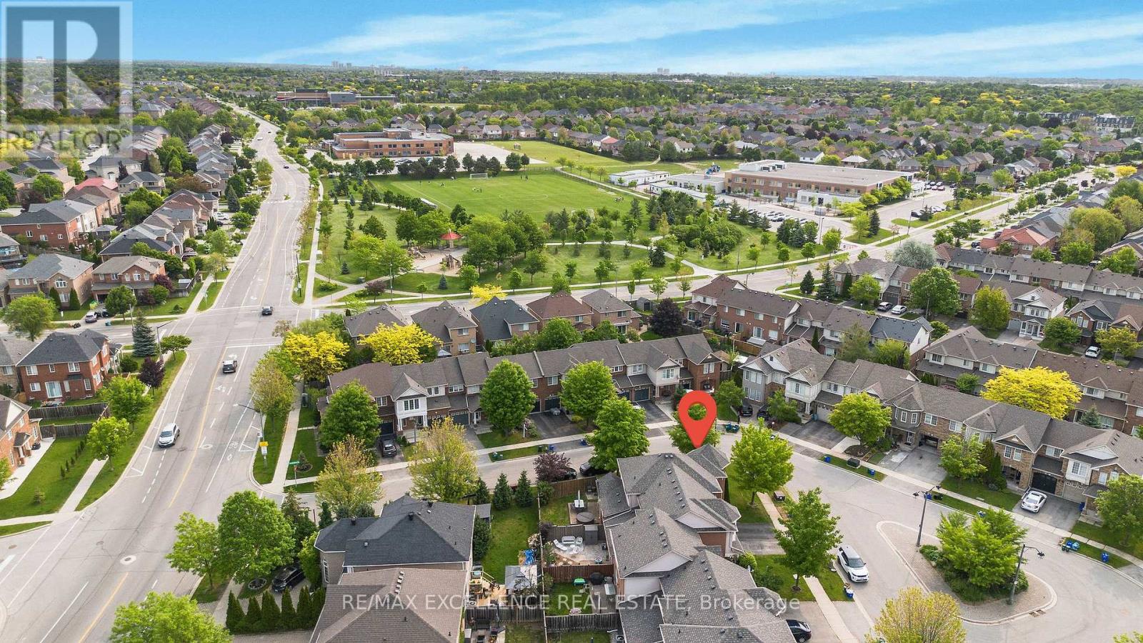 2220 Amberglen Court, Oakville, Ontario  L6M 4W8 - Photo 2 - W12200044