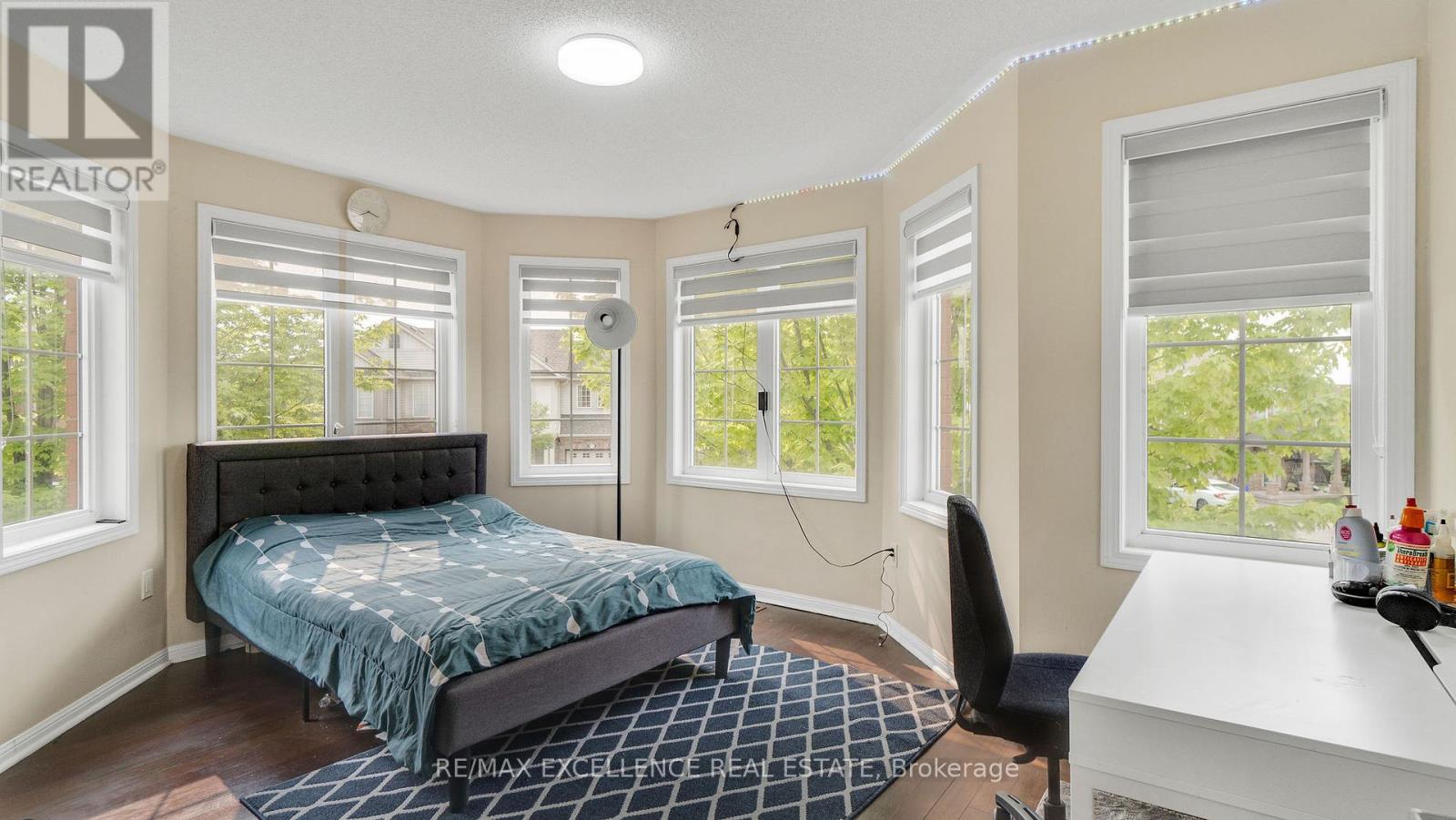 2220 Amberglen Court, Oakville, Ontario  L6M 4W8 - Photo 30 - W12200044