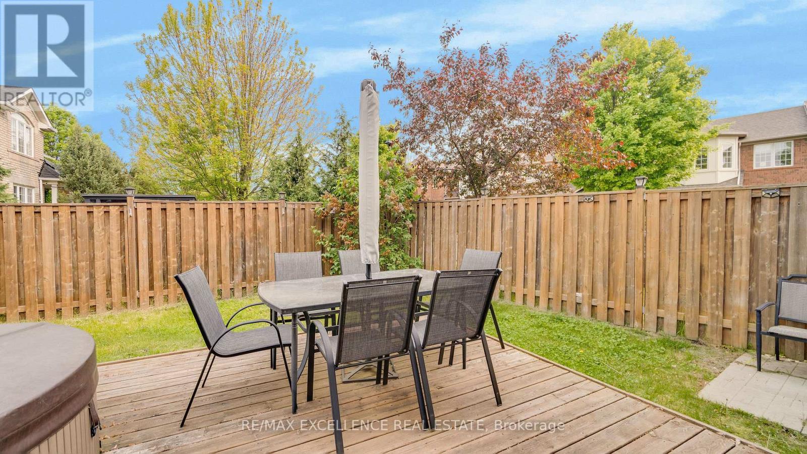2220 Amberglen Court, Oakville, Ontario  L6M 4W8 - Photo 39 - W12200044