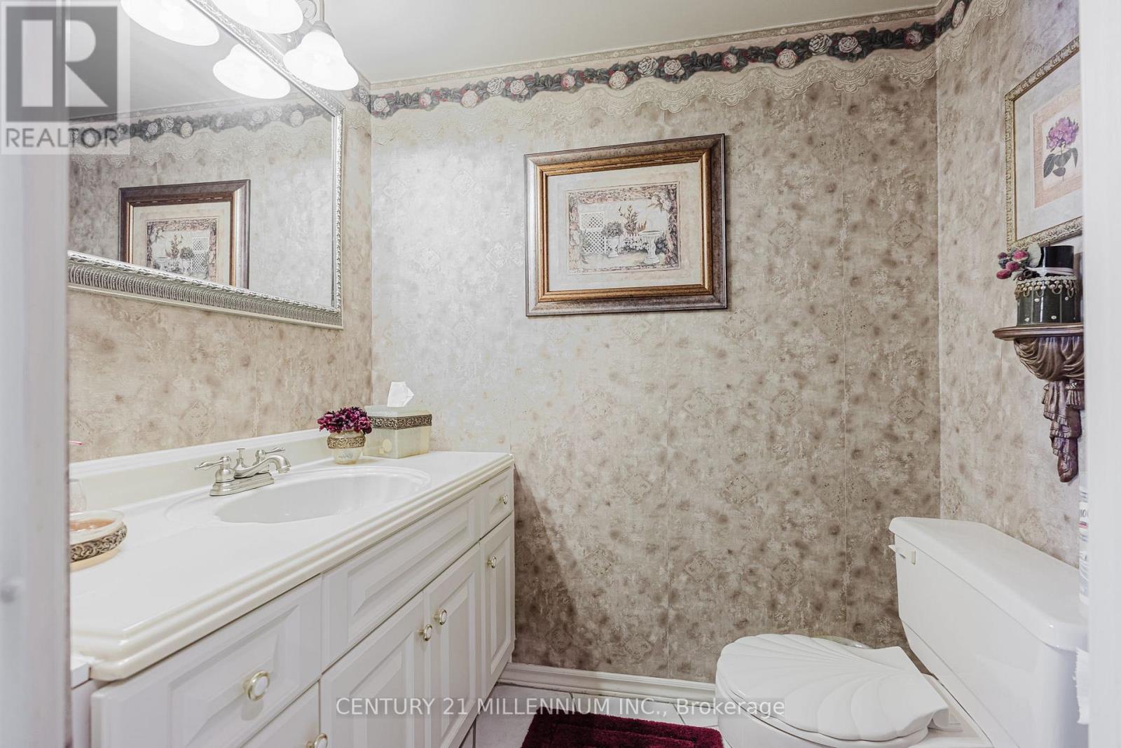 210 - 1230 Marlborough Court, Oakville, Ontario  L6H 3K6 - Photo 16 - W12200074