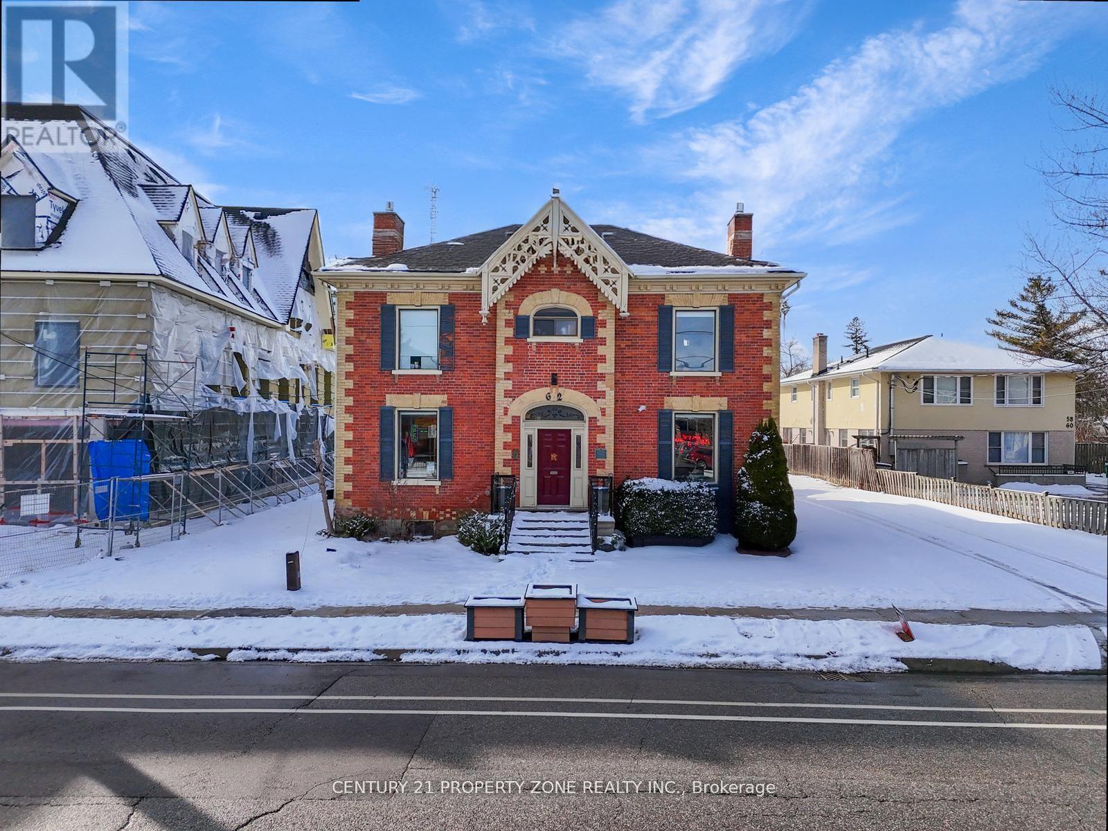 62 QUEEN STREET S, Mississauga, Ontario