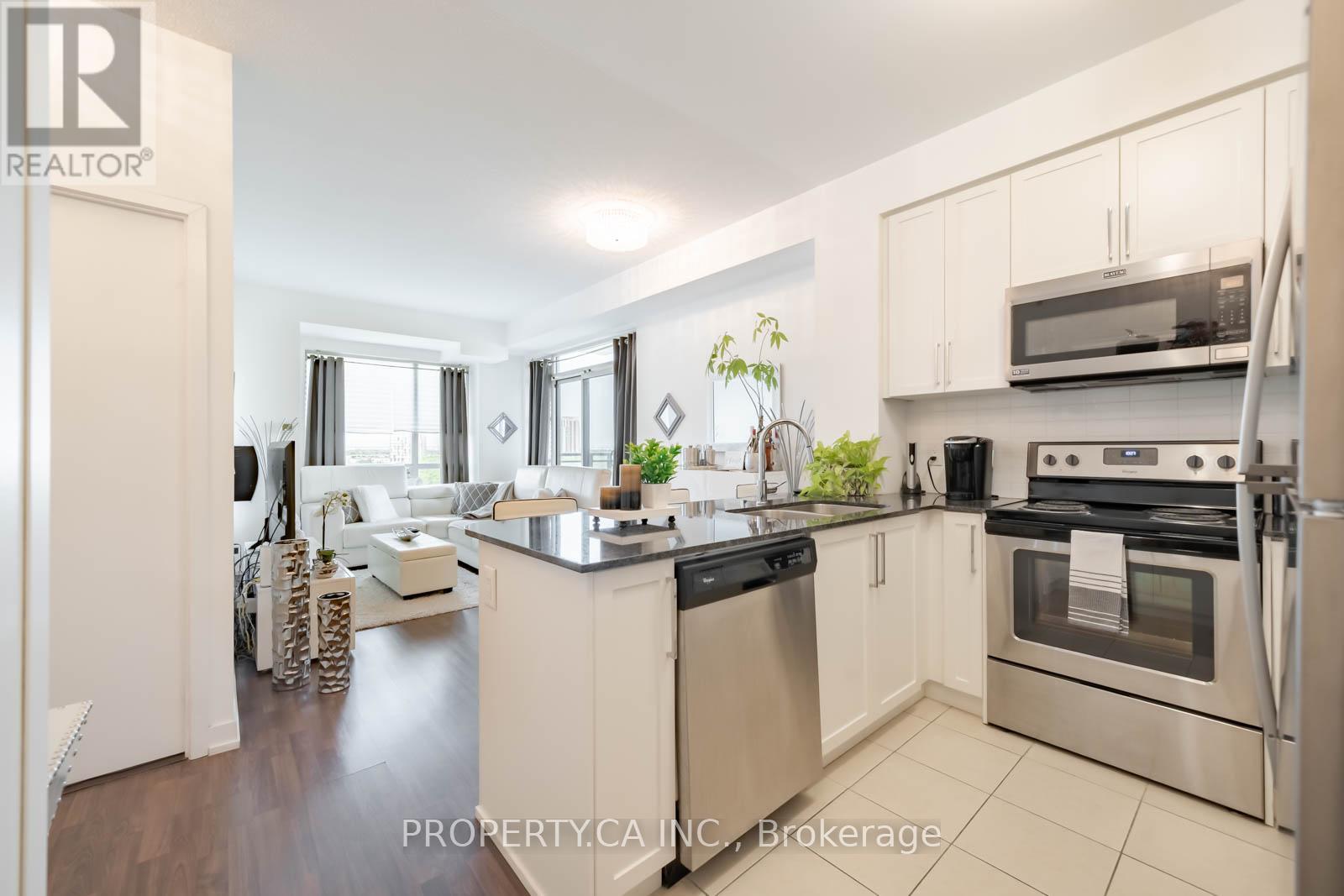 704 - 840 QUEENS PLATE DRIVE, Toronto, Ontario