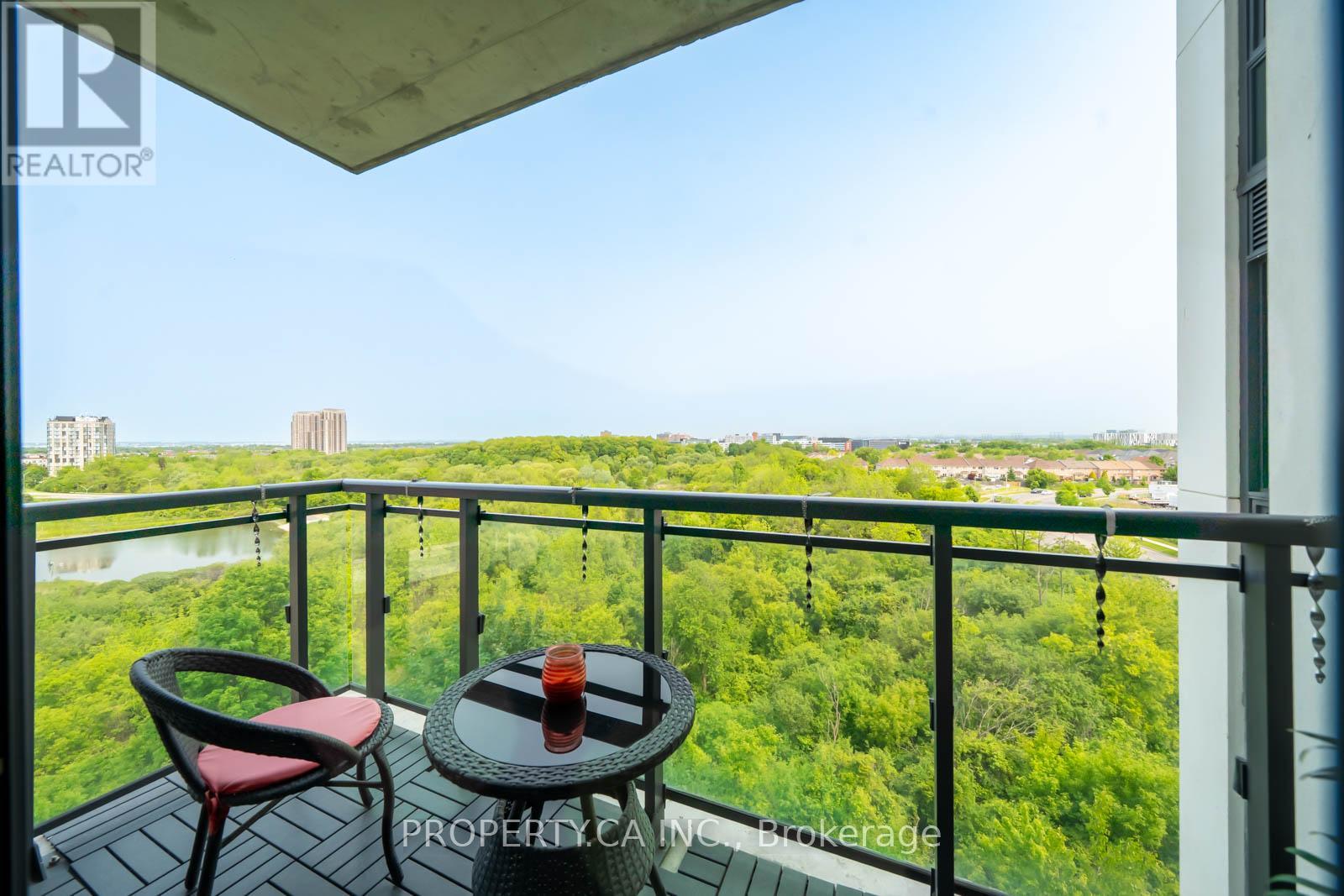 704 - 840 Queens Plate Drive, Toronto, Ontario  M9W 0E7 - Photo 14 - W12200143