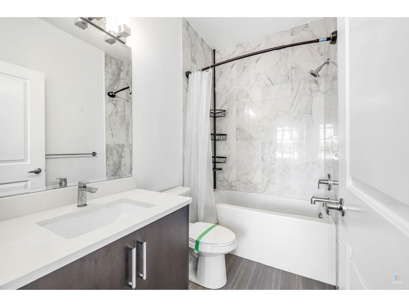509 9983 E Barnston Drive, Surrey, British Columbia  V4N 6T3 - Photo 15 - R3011697