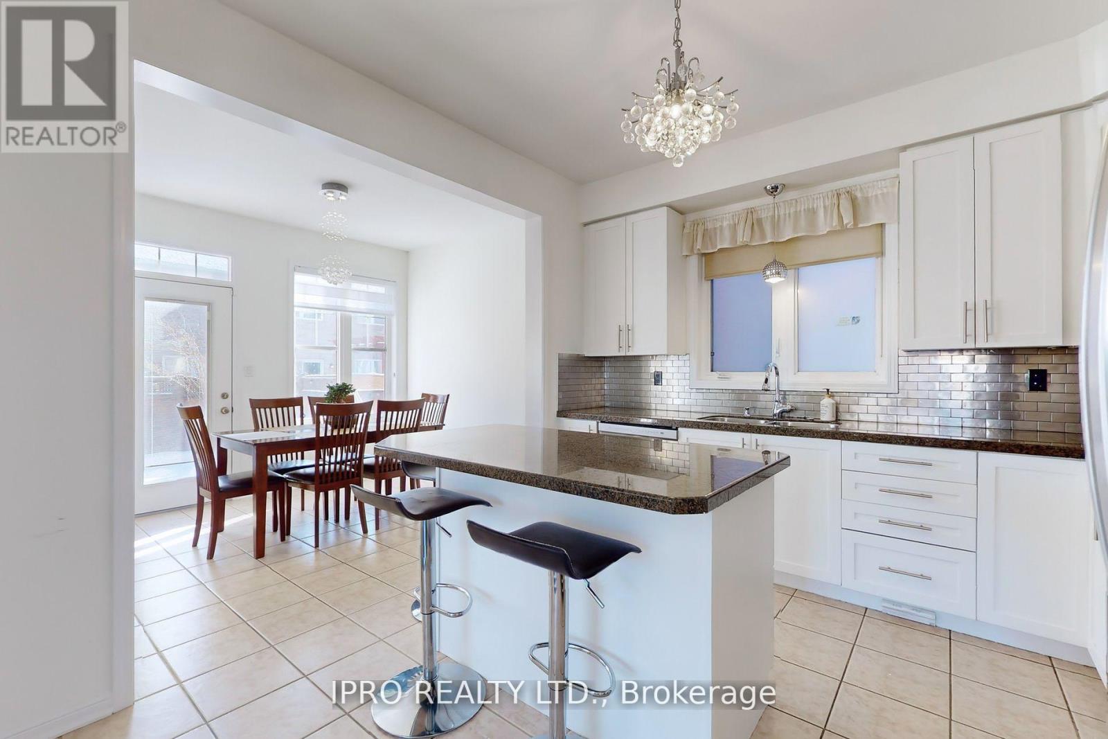 730 Bolingbroke Drive, Milton, Ontario  L9T 6Z3 - Photo 16 - W12200147