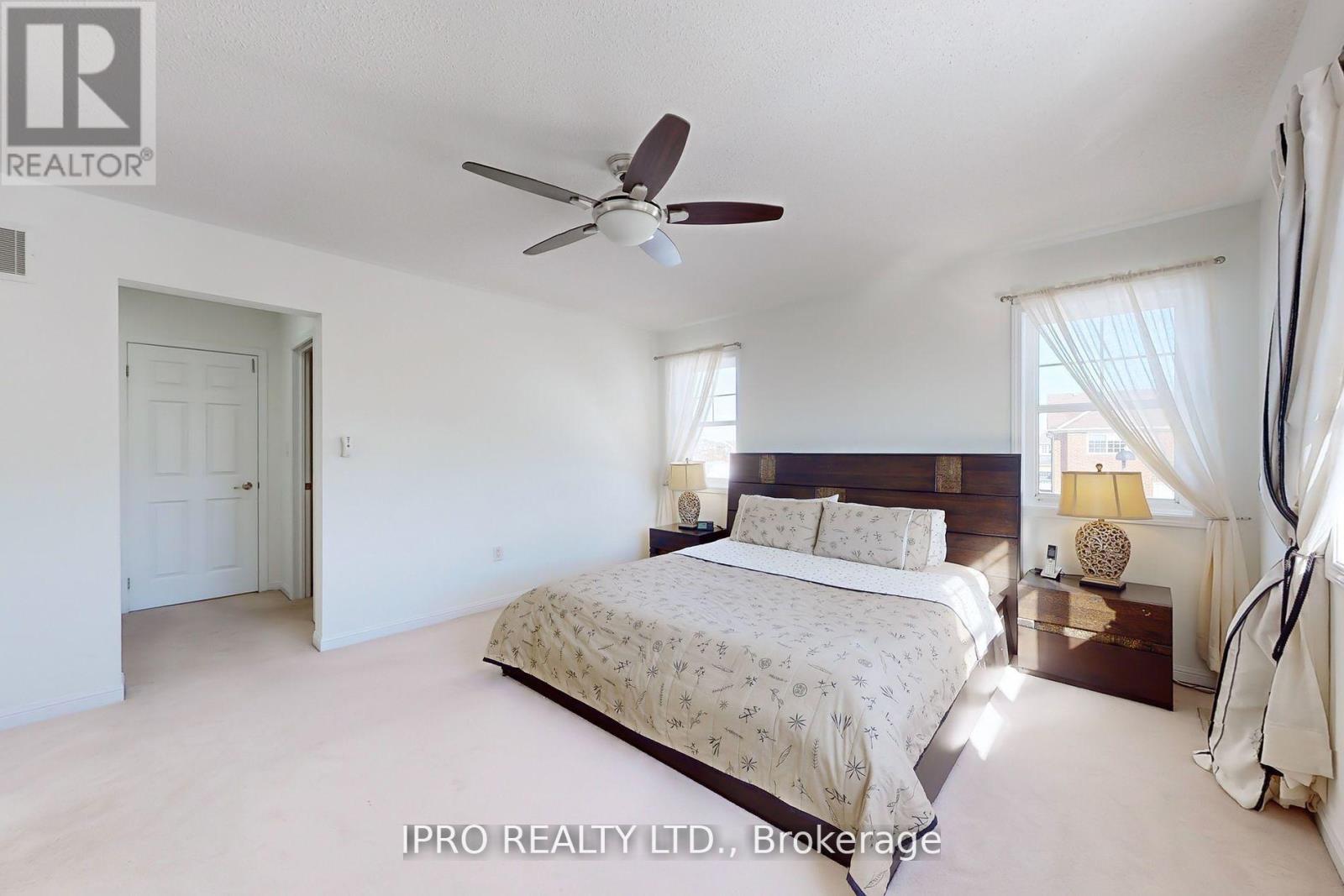 730 Bolingbroke Drive, Milton (Co Coates), Ontario  L9T 6Z3 - Photo 24 - W12200147