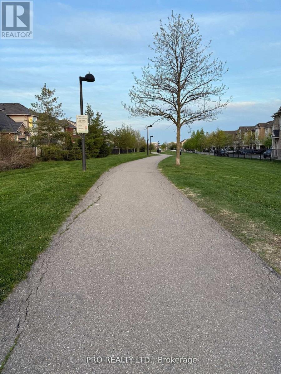 730 Bolingbroke Drive, Milton, Ontario  L9T 6Z3 - Photo 39 - W12200147