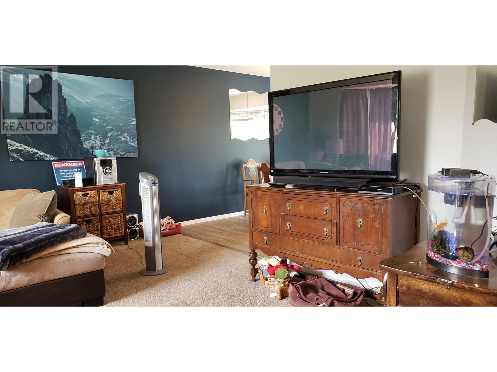 7036 93 Mile Frontage Road, 100 Mile House, British Columbia  V0K 2E2 - Photo 12 - R3012050