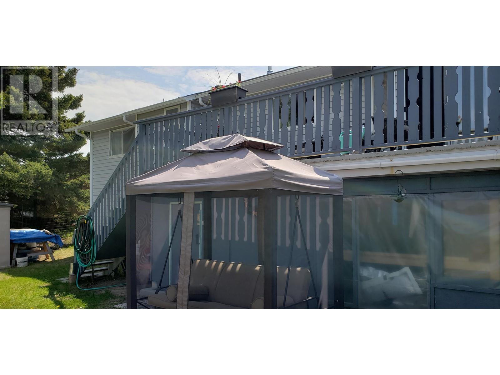 7036 93 Mile Frontage Road, 100 Mile House, British Columbia  V0K 2E2 - Photo 23 - R3012050