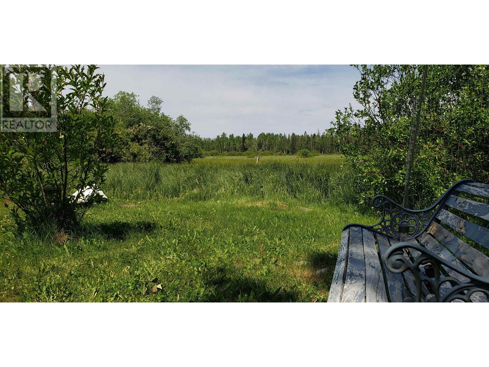 7036 93 Mile Frontage Road, 100 Mile House, British Columbia  V0K 2E2 - Photo 28 - R3012050